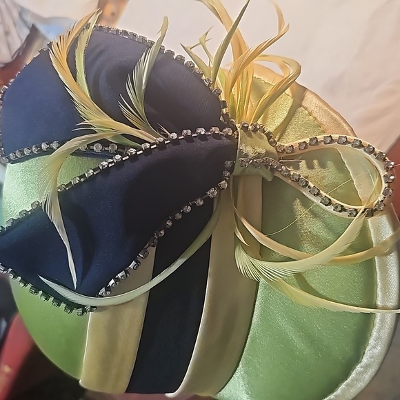 Women's Milano Unique Kentucky Derby or Church Hat NWT ๐ - Picture 5 of 12